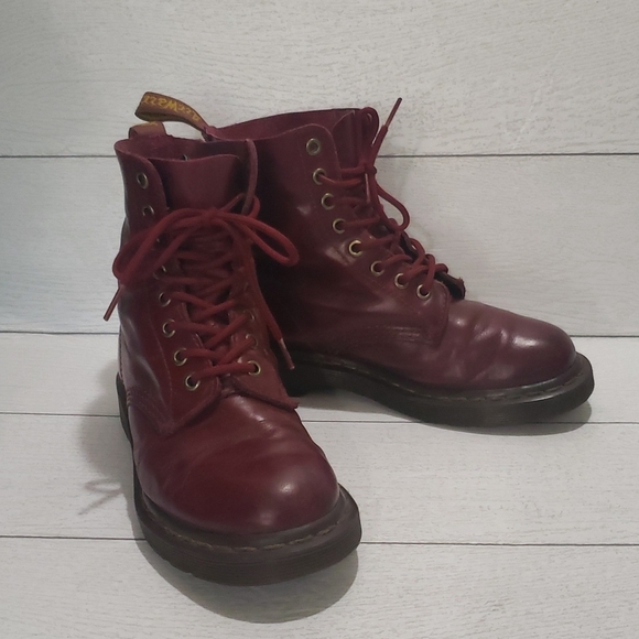 Dr. Martens Shoes - Dr. Martens 36(5) woman youth girl burgundy lace up combat boots